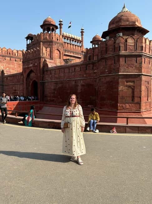 Tour to old delhi with guide and transfer - Frequently Asked Questions