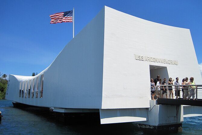 Tour to Pearl Harbor from Ko Olina - An In-Depth Look at the Tour Experience