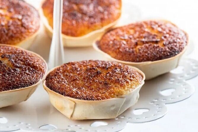 Tour to Pena Palace, Sintra, Regaleira, Guincho and Cascais - FAQs