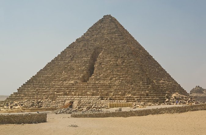 Tour To Pyramids of Giza,Egyptian Museum & Bazaar From Alexandria - Meeting/Pickup Details