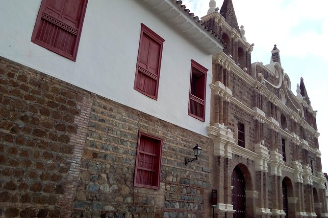 Tour to Santa Fe De Antioquia From Medellin - Meeting Point Details