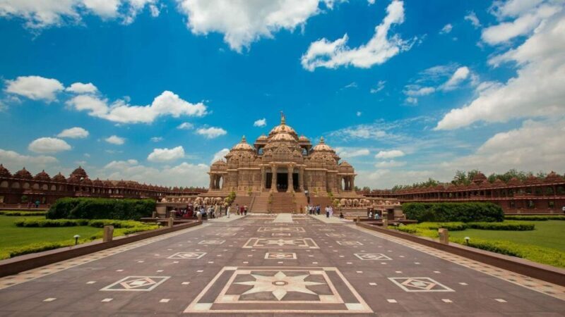 Tour To Swaminarayan Akshardham Guide & Delhi Transfers - An In-Depth Look at the Tour Experience
