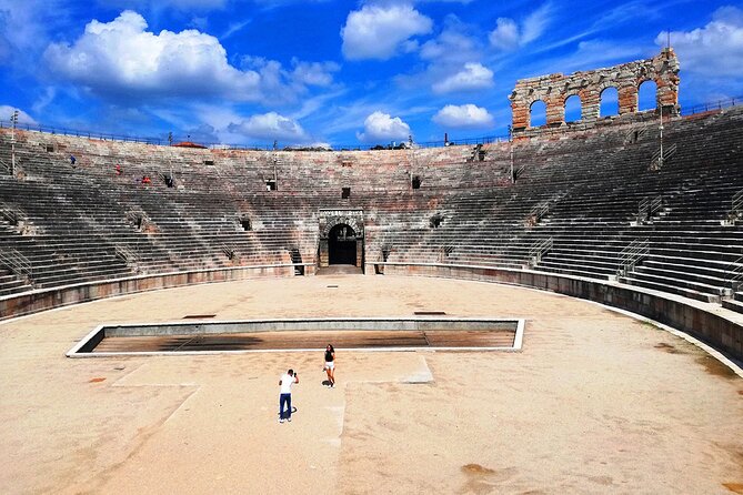 Tour to the Arena Di Verona During the Time of the Gladiators - Discover the Spectacular Events of the Arena