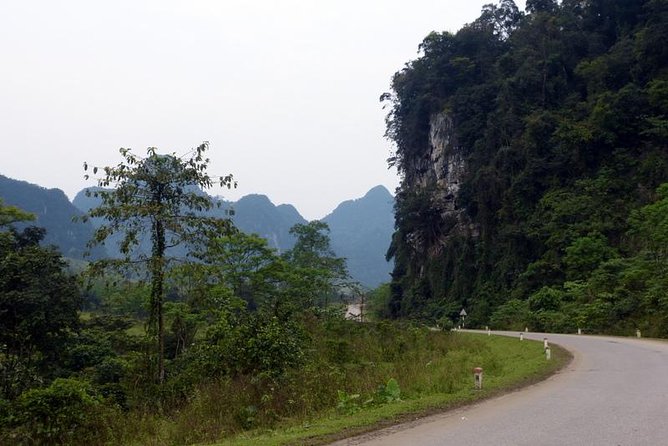 TOUR to the CAVES - Paradise & Dark CAVES From Dong Hoi City - Price and Booking Information