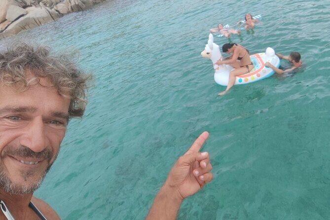 Tour to the islands of the La Maddalena Archipelago by sailing boat - FAQs