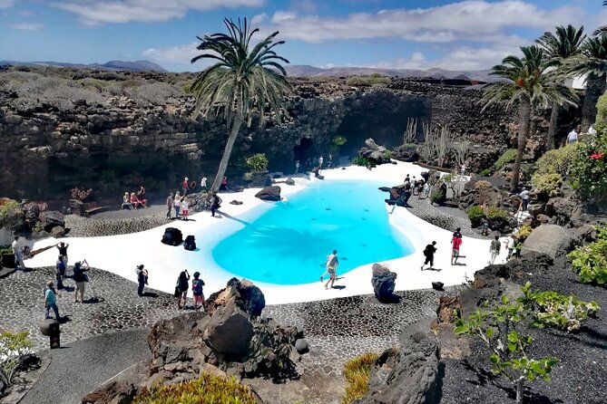Tour to Timanfaya, Jameos Del Agua, Cueva De Los Verdes and Viewpoint From the Cliff - Common Questions
