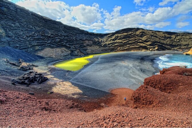 Tour to Timanfaya, La Geria and Laguna Verde for Cruise Passengers - Reviews