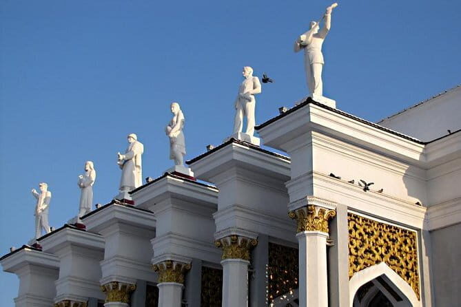 Tour to "USSR" - Good To Know