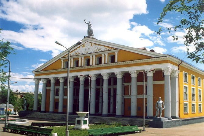 Tour to "USSR" - Good To Know