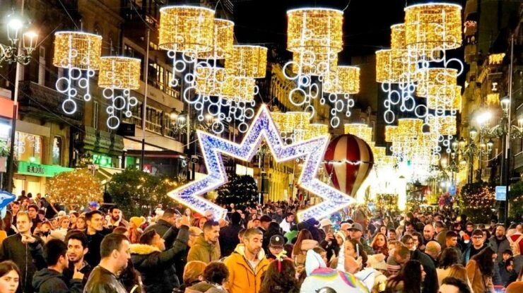 Tour to Vigo Christmas Lights Plus Pontevedra Including Boat - Tour Details