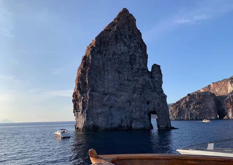 Tour to Vulcano: boat excursion and snorkeling ,departure from Lipari - Exploring Vulcano: A Detailed Review of the Boat Excursion and Snorkeling Tour