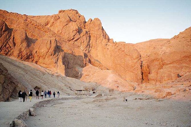 Tour to West Bank, Valley of the Queens,Temple of Karnak in Luxor - Good To Know