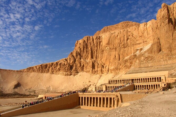 Tour to West Bank, Valley of the Queens,Temple of Karnak in Luxor - Exploring Valley of the Queens and Temple of Karnak