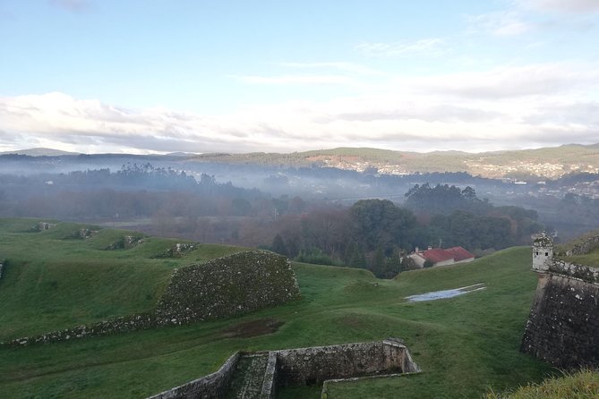 Tour Vigo and Santiago De Compostela: Departure From Braga and Guimarães - Pickup Points and Confirmation