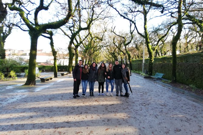 Tour Vigo and Santiago De Compostela: Departure From Braga and Guimarães - Accessibility and Traveler Limit
