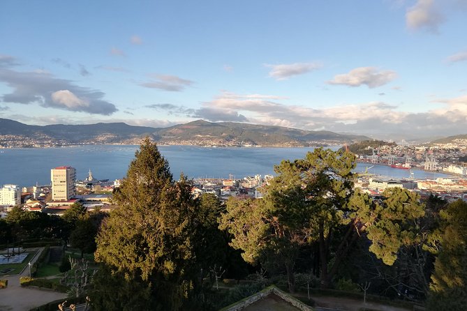 Tour Vigo and Santiago De Compostela: Departure From Braga and Guimarães - Price and Booking Information
