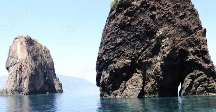 TOUR VULCANO AND LIPARI (MAX 12 P) - Tour Overview