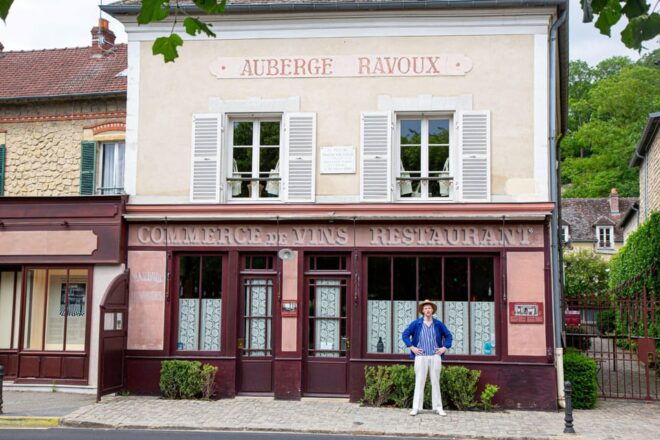 Tour With an Actor: Van Goghs Last Days in Auvers Sur Oise - Key Locations in Auvers