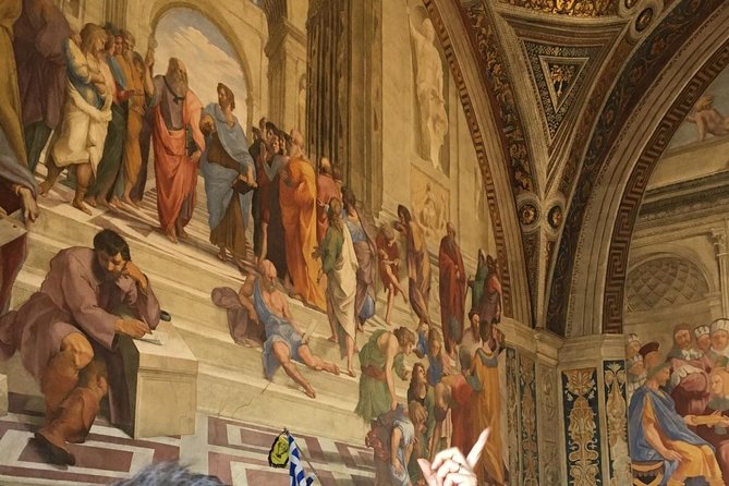 Tour With Archaeologist. Vatican Museums. - Meeting Point Details
