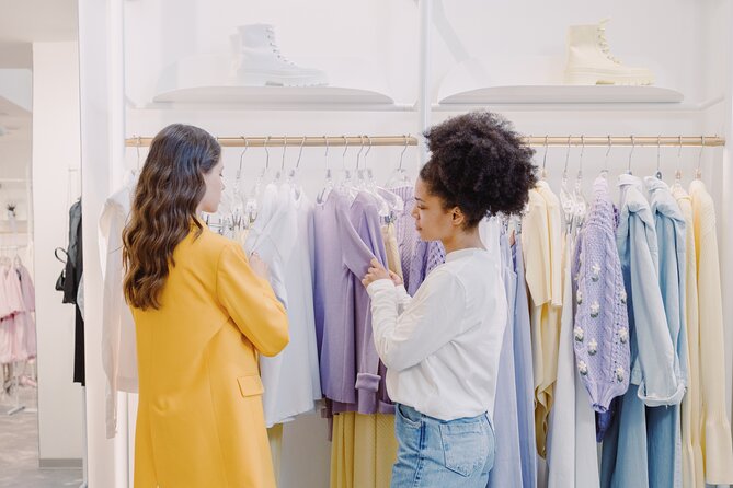 Tour With Fashion & Color Seasonal Analysis Expert - Accessibility Information