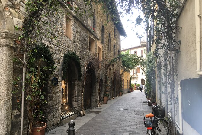 Tour With Guide and Radio Guide in Como, Lugano, Bellagio and Cruise From Milan - Tour Itinerary