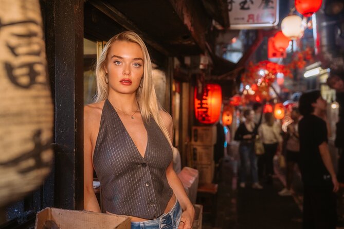 Tour With Pro Tokyo Photographer and Take Edgy Unique Portraits - Unique Photography Tour Experience