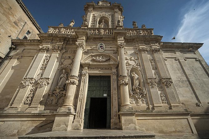 Tour With Transfer From Lecce to Otranto and Gallipoli - Transfer Service Details
