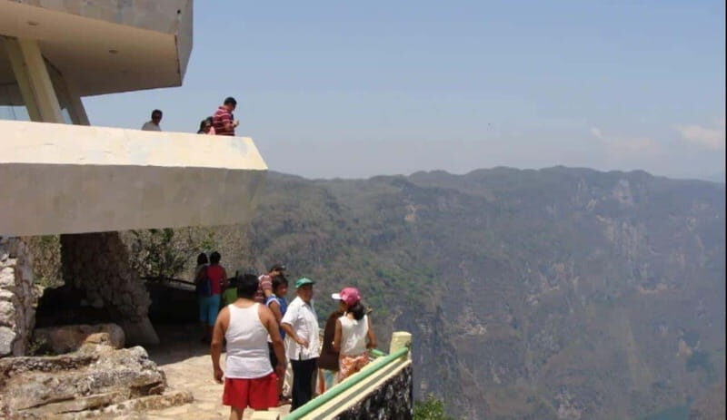 Tour ZOOMAT, Christ of Chiapas, Sumidero Canyon Viewpoints in Spanish - Good To Know