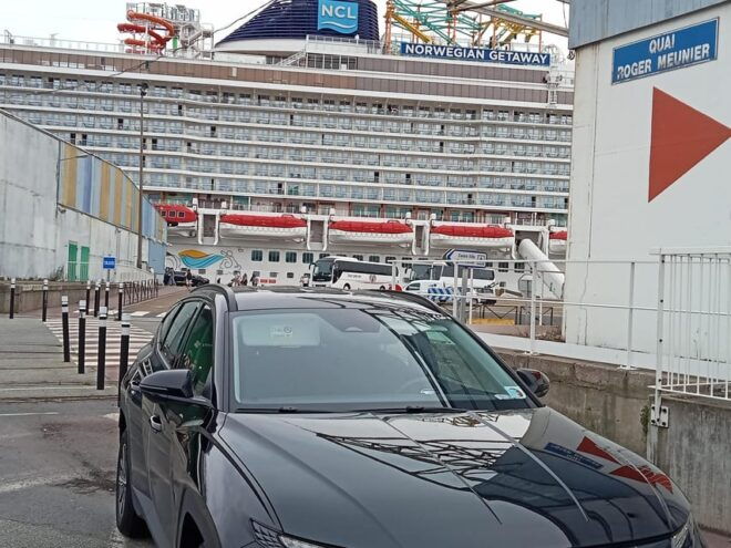 Tourist Transfert With Stops From Caen to Honfleur - Booking Process
