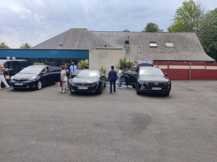 Tourist Transfert With Stops From Caen to Mont Saint Michel - Pricing Details