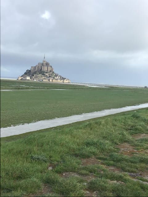 Tourist Transfert With Stops From Mont Saint Michel to Caen - Popular Stops on the Route