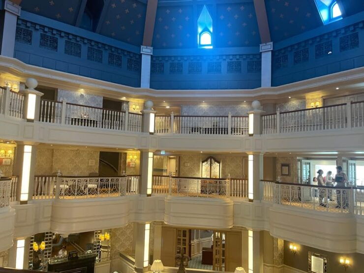 Touristic Guide in Paris and Ile De France - Key Points