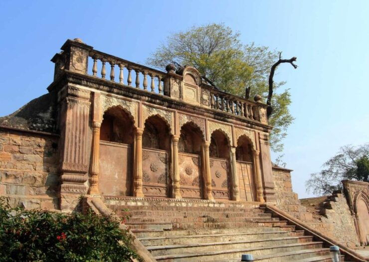 Touristic Highlights of Orchha & Jhansi(Guided Full Day Tour) - Orchha Fort Complex Exploration
