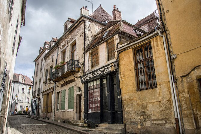 Touristic Highlights of Semur-En-Auxois a Private Half Day Tour With a Local - Scenic Views and Panoramas
