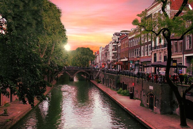 Touristic Highlights of Utrecht on a Half Day (4 Hours) Private Tour - Historic Dom Tower