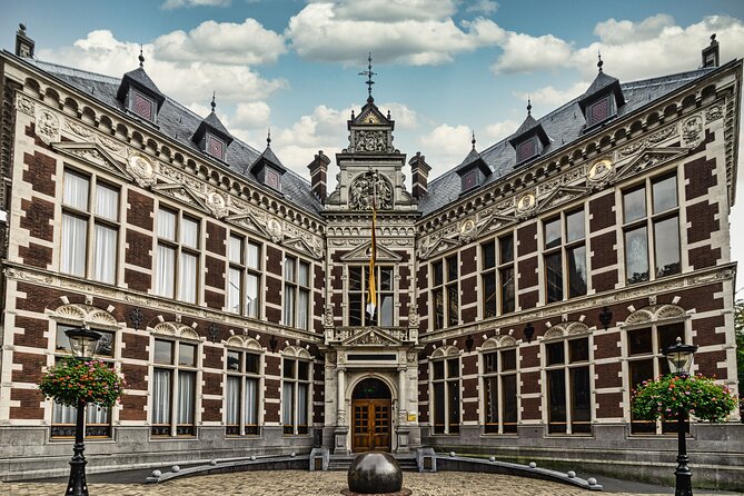 Touristic Highlights of Utrecht on a Half Day (4 Hours) Private Tour - St. Martins Cathedral