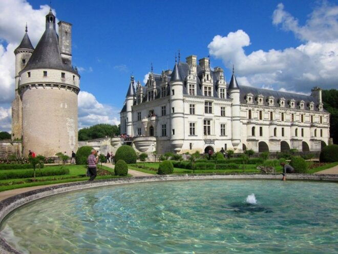 Tours/Amboise: Day Trip Chambord, Chenonceau & Wine Tasting - The Sum Up