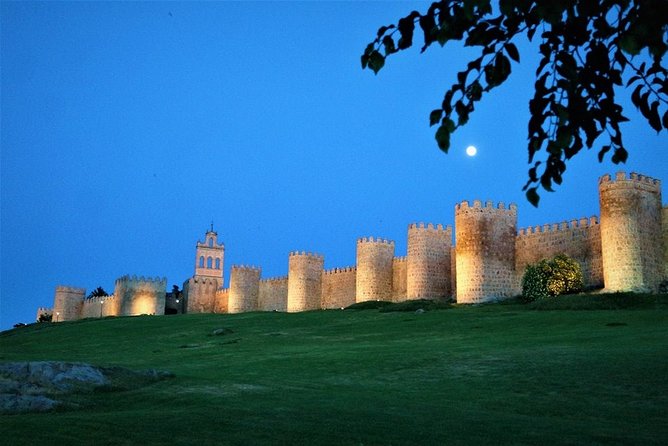 Tours Around the City of AVILA Round Trip of 1 Day From Madrid - Avila City Tour Highlights
