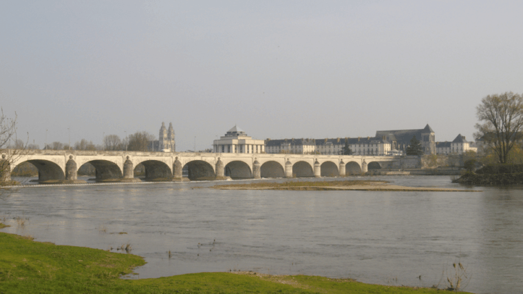 Tours Gourmet Food Walking Tour Discover Touraines Flavors - Tour Inclusions