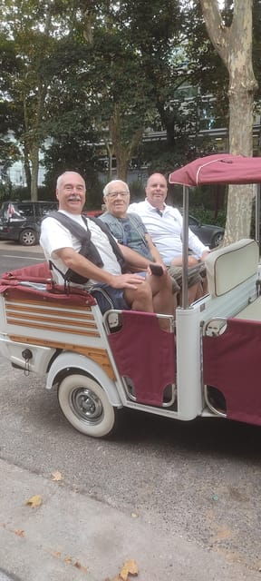 Tours: Visit to the Historic Heart of the City. - Strolling Along the Banks of the Loire
