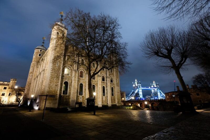 Tower of London: After-Hours Tour with Ceremony of the Keys - The Authenticity and Atmosphere  