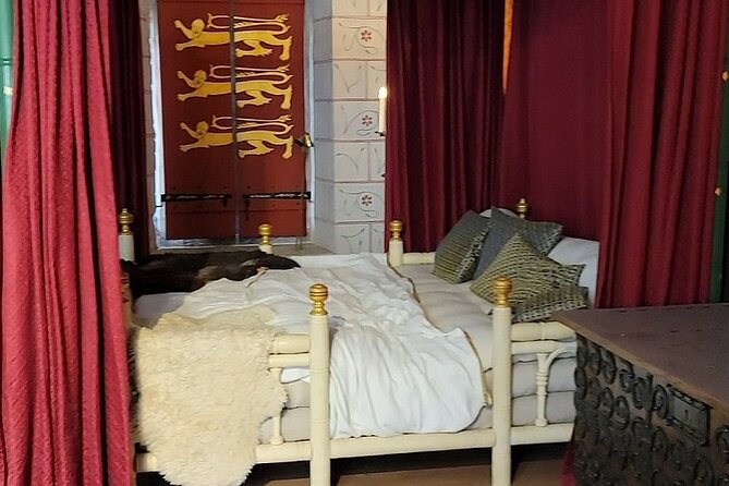 Tower of London: Guided Tour With Thames River Cruise - Negative Review