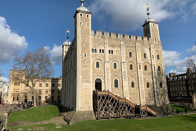 Tower of London Private Guided Tour for Kids and Families - Tour Highlights