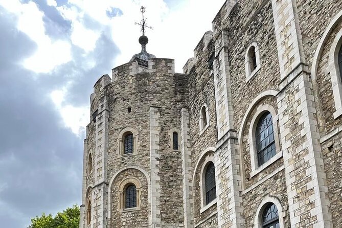 Tower of London Private Walking Tour for Families and Friends - Family-Friendly Activities at the Tower