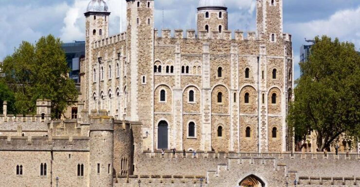 Tower of London Tour With Private Guide, Tickets, Pickup - Expert Guided Tour of Tower of London