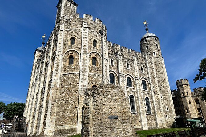 Tower of London & Tower Bridge Private Tour for Kids and Families - Whats Included