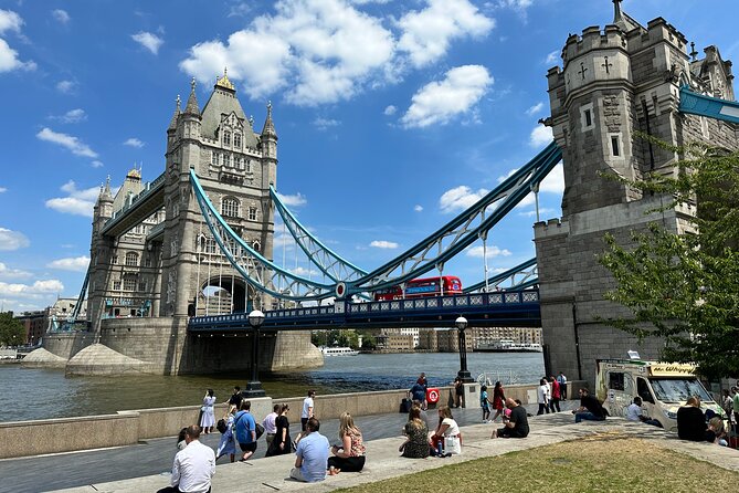 Tower of London & Tower Bridge Private Tour for Kids and Families - Reviews