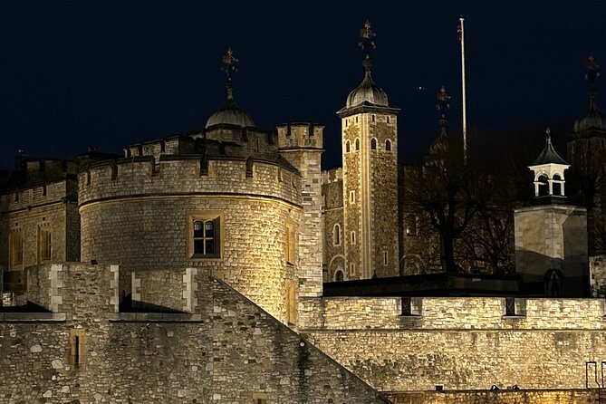 Tower of London VIP Tour With Luxury Crown Jewels Afternoon Tea - Price and Booking