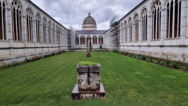 Tower of Pisa & Square of Miracles Self Guided Audio Tour - Full Description of the Square