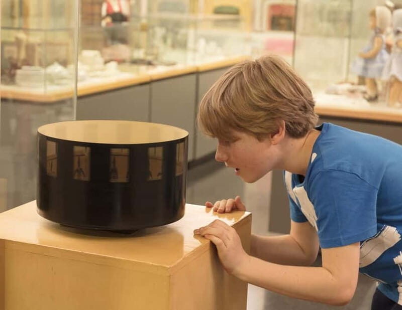 Toy Museum: toys belonging to Anna Maria and Salvador Dalí and García Lorca - Good To Know